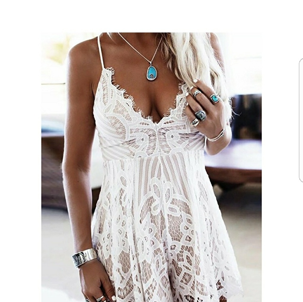 AURORA White Floral Lace Romper - Picture 5 of 6